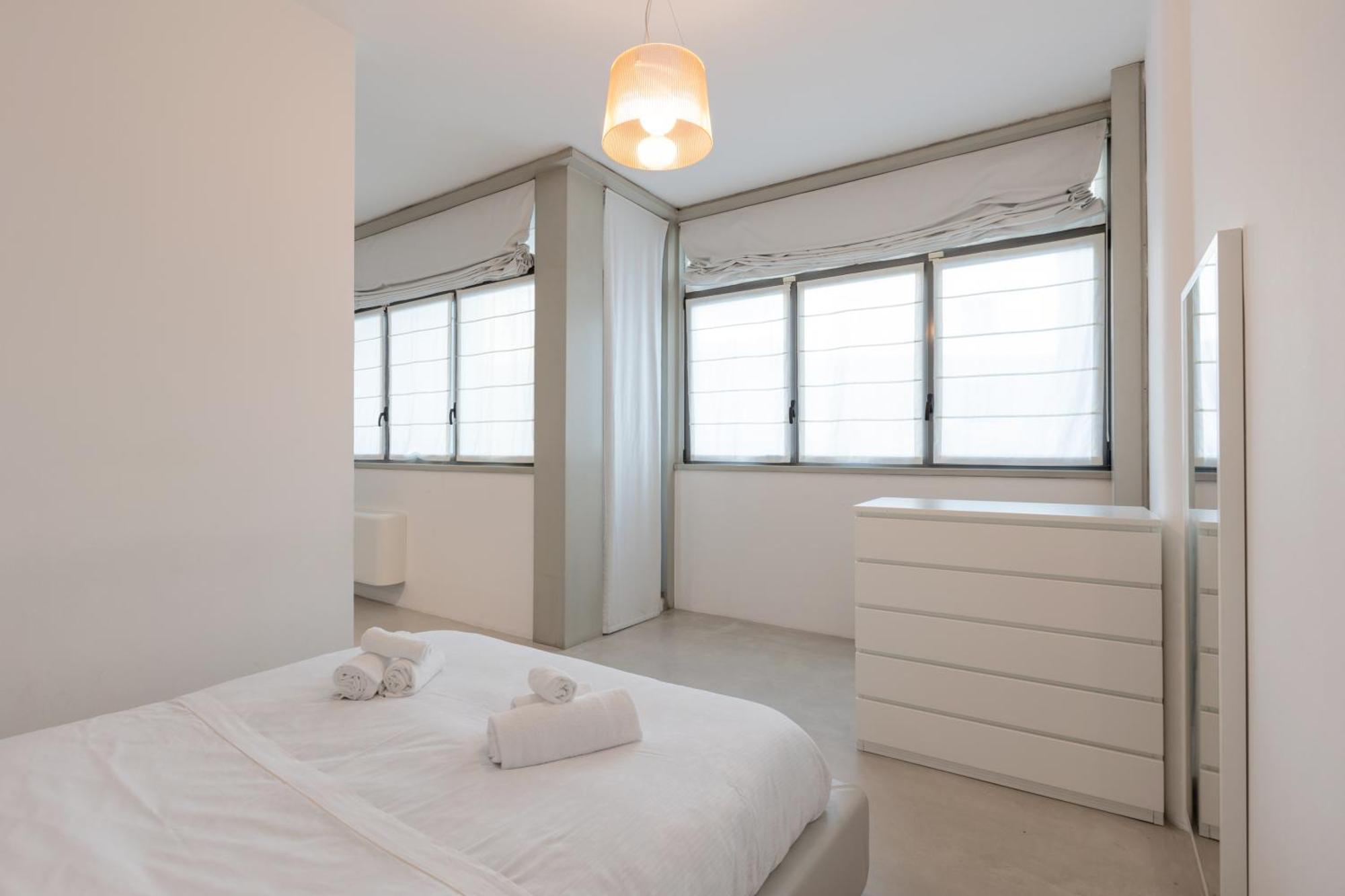 Ampio Bilocale Repubblica - Mirable Pm Apartment Milan Exterior photo